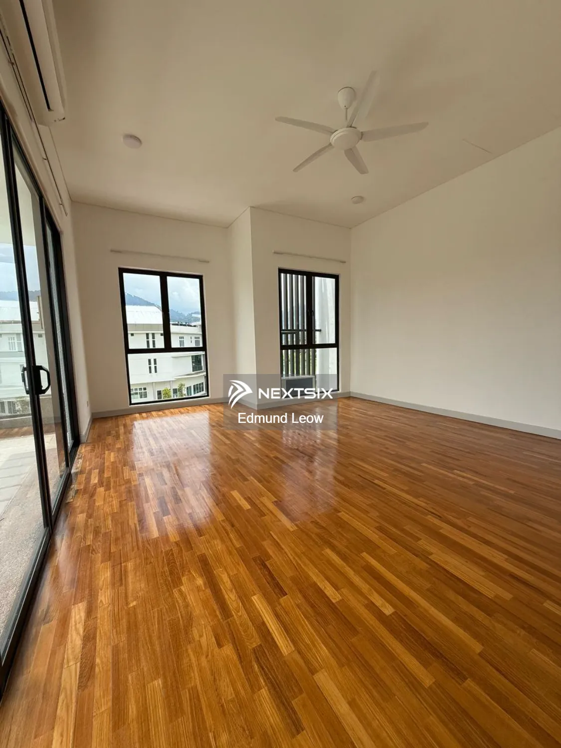 Semi-detached House For Rent in Rawang Selangor - Image 9