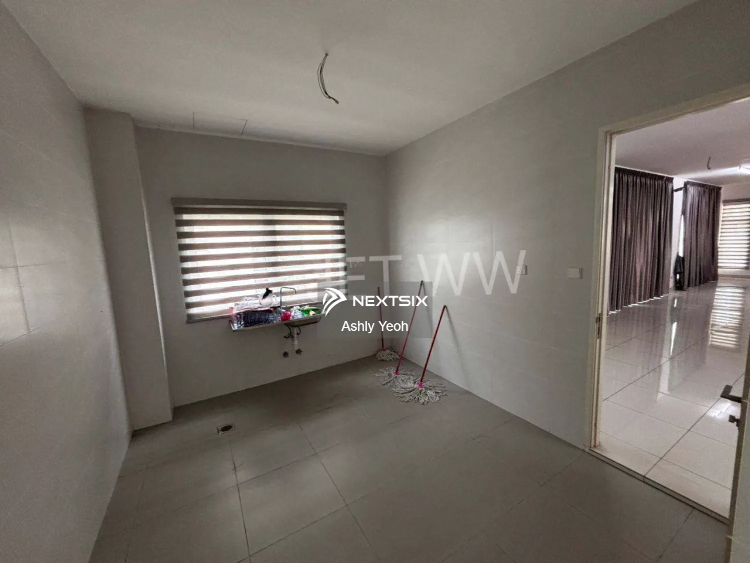 Bungalow For Sale in Port Klang Selangor - Image 6