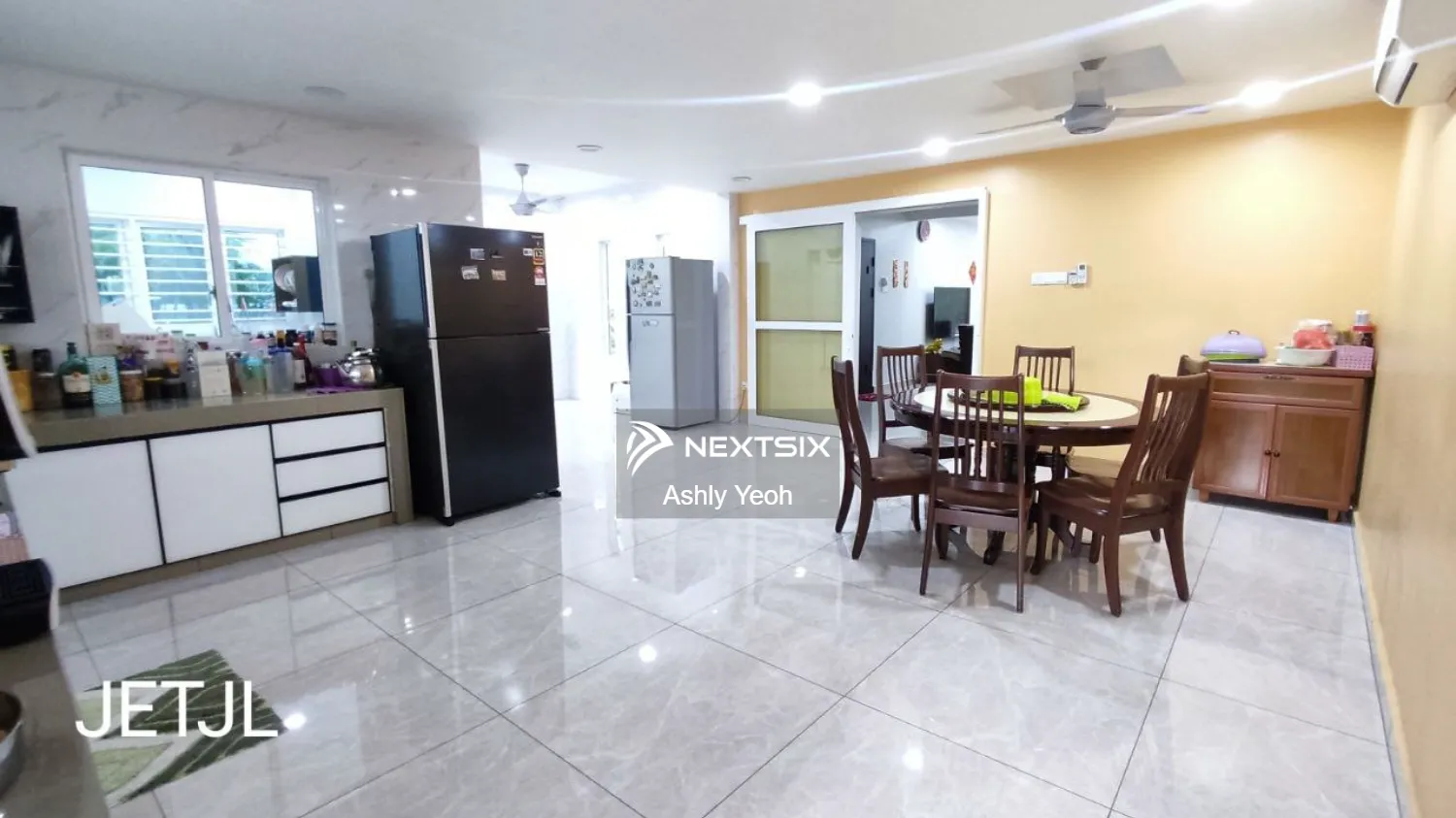 Semi-detached House For Sale in Klang Selangor - Image 4