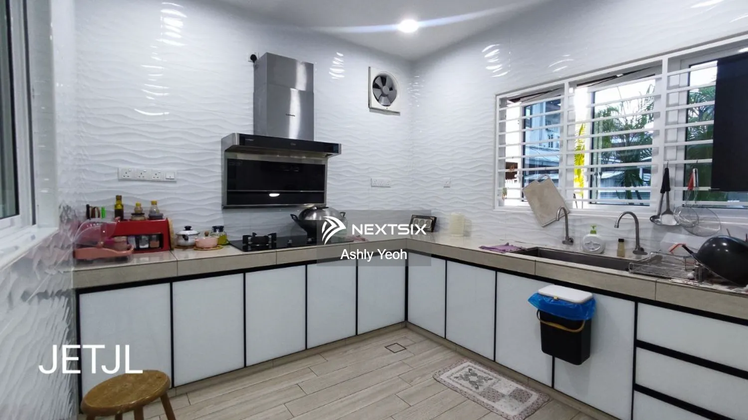 Semi-detached House For Sale in Klang Selangor - Image 5