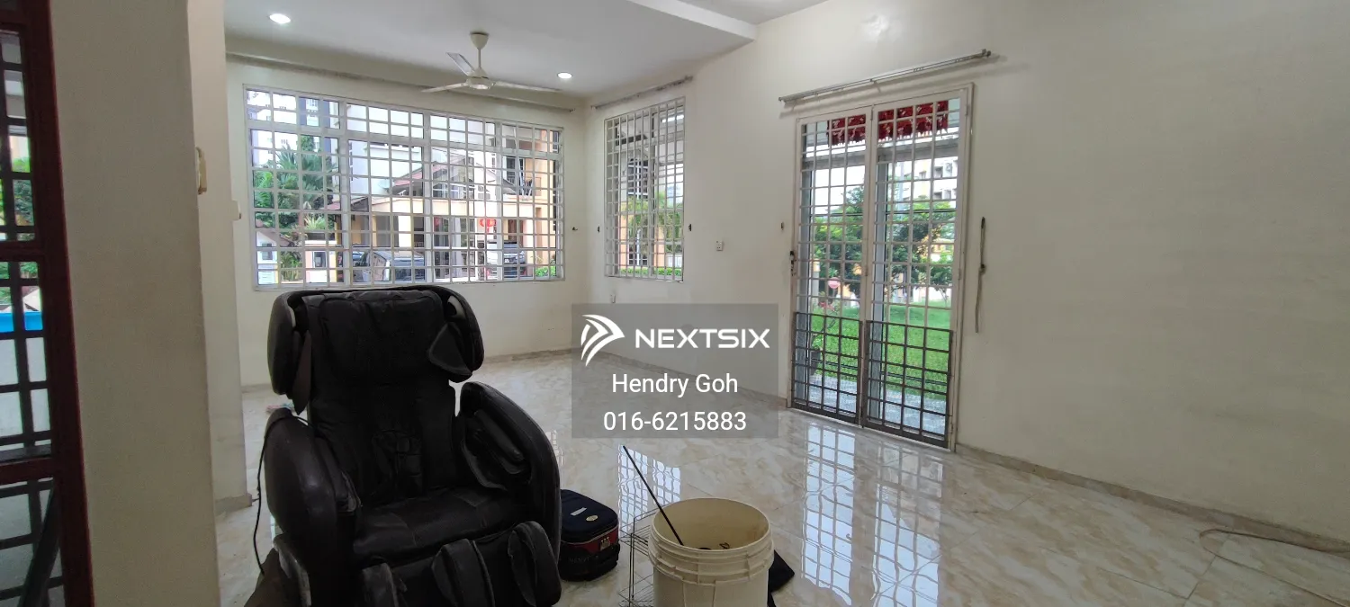 Semi-detached House For Sale in Kuchai Lama Kuala Lumpur