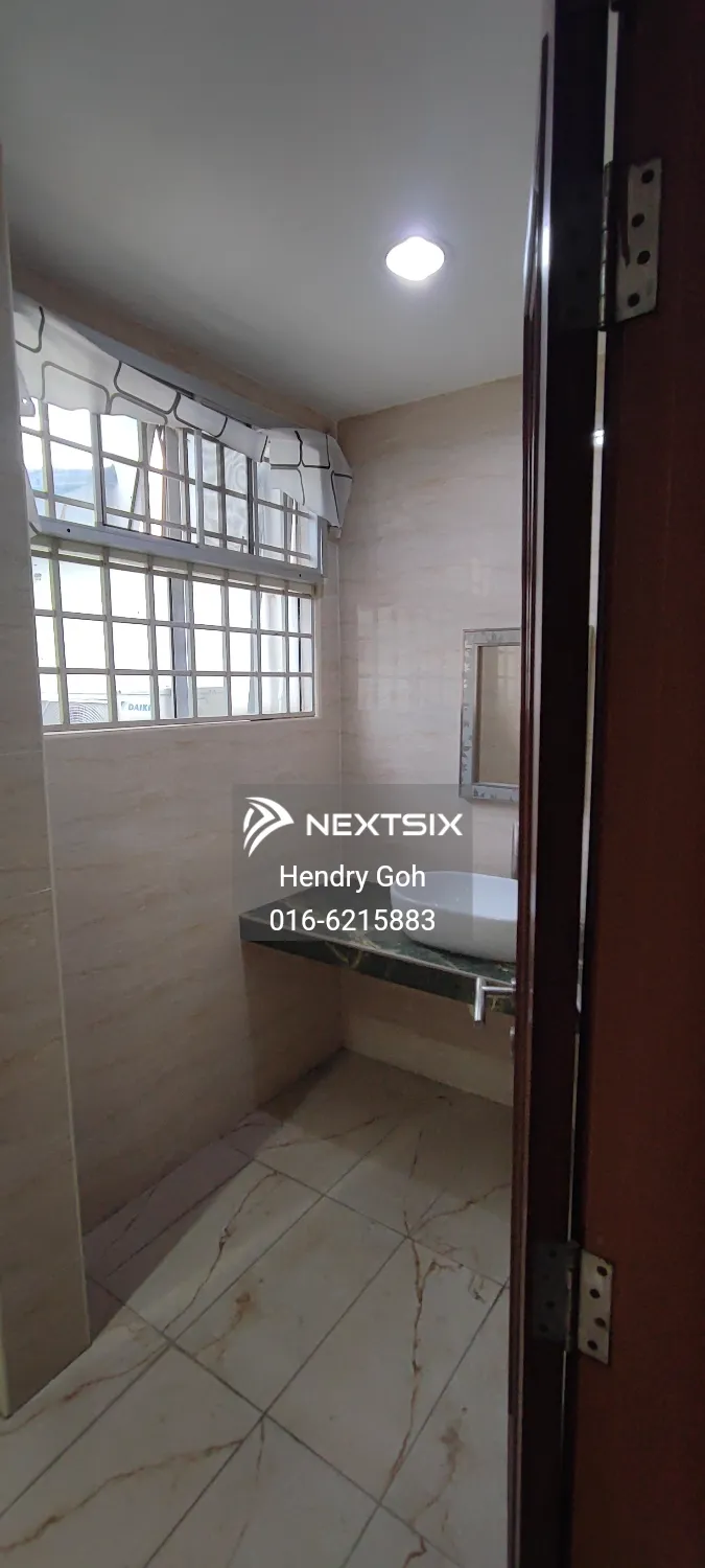 Semi-detached House For Sale in Kuchai Lama Wilayah Persekutuan Kuala Lumpur - Image 14
