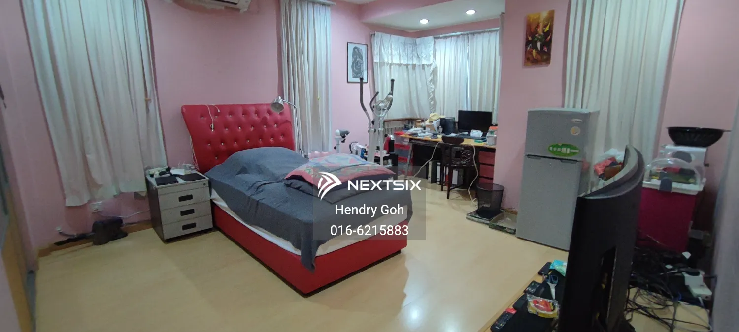 Semi-detached House For Sale in Kuchai Lama Wilayah Persekutuan Kuala Lumpur - Image 11