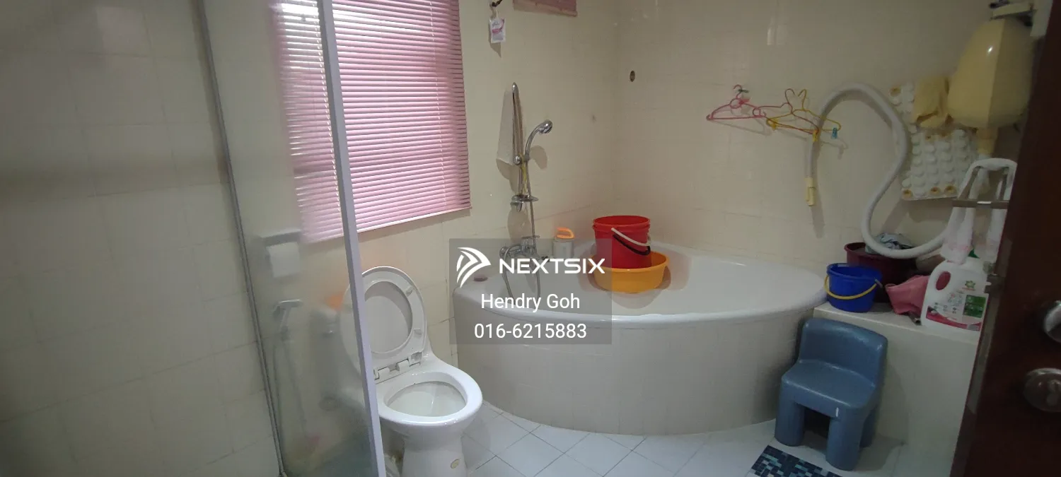 Semi-detached House For Sale in Kuchai Lama Wilayah Persekutuan Kuala Lumpur - Image 9