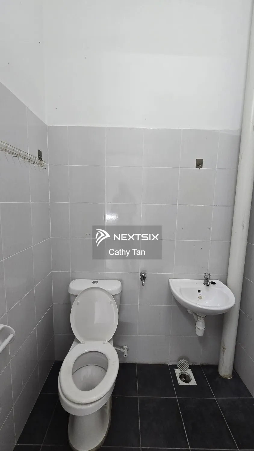 2-sty Terrace/Link House For Sale in Johor Bahru Johor - Image 7