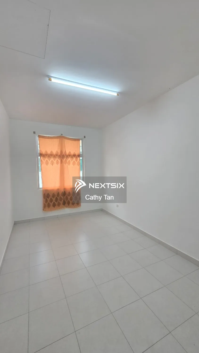 2-sty Terrace/Link House For Sale in Johor Bahru Johor - Image 9