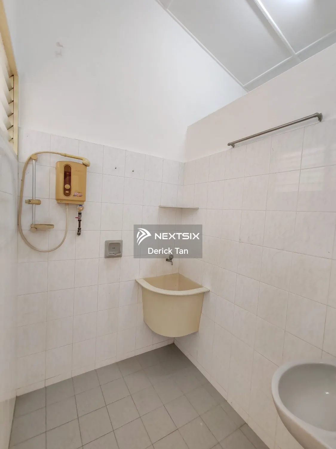 1-sty Terrace/Link House For Sale in Bayan Lepas Penang - Image 10