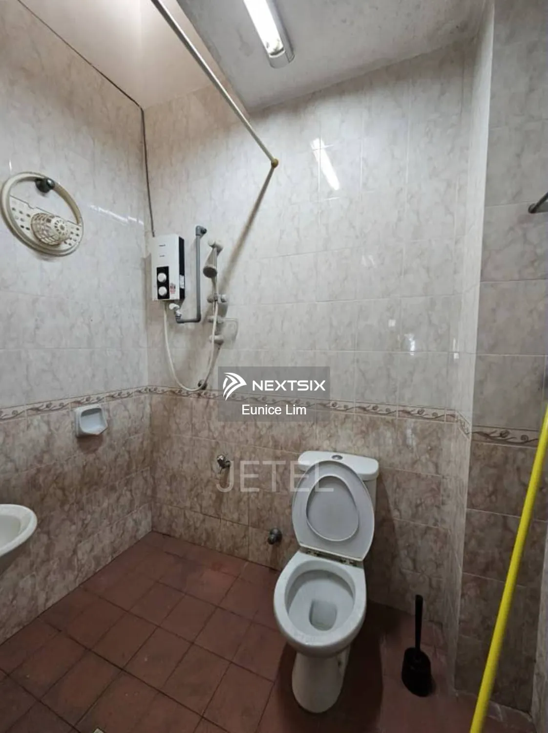 1.5-sty Terrace/Link House For Sale in Bandar Bukit Raja Selangor - Image 8