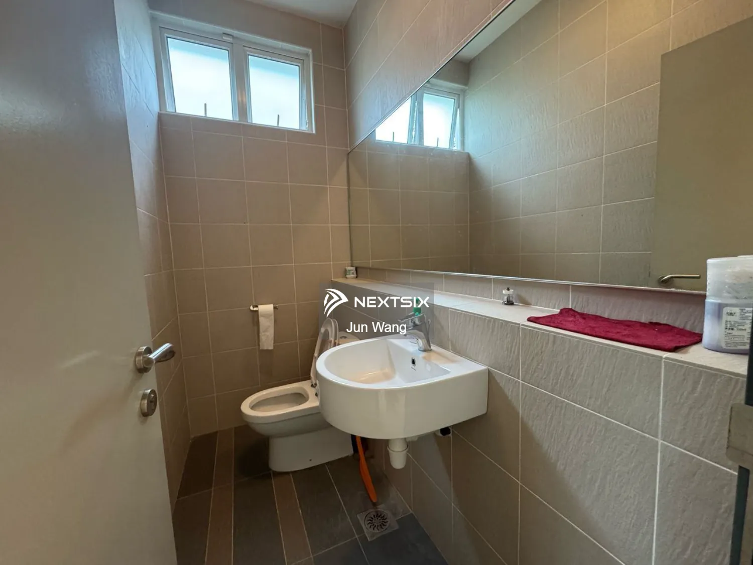 Semi-detached House For Sale in Tampoi Johor - Image 9