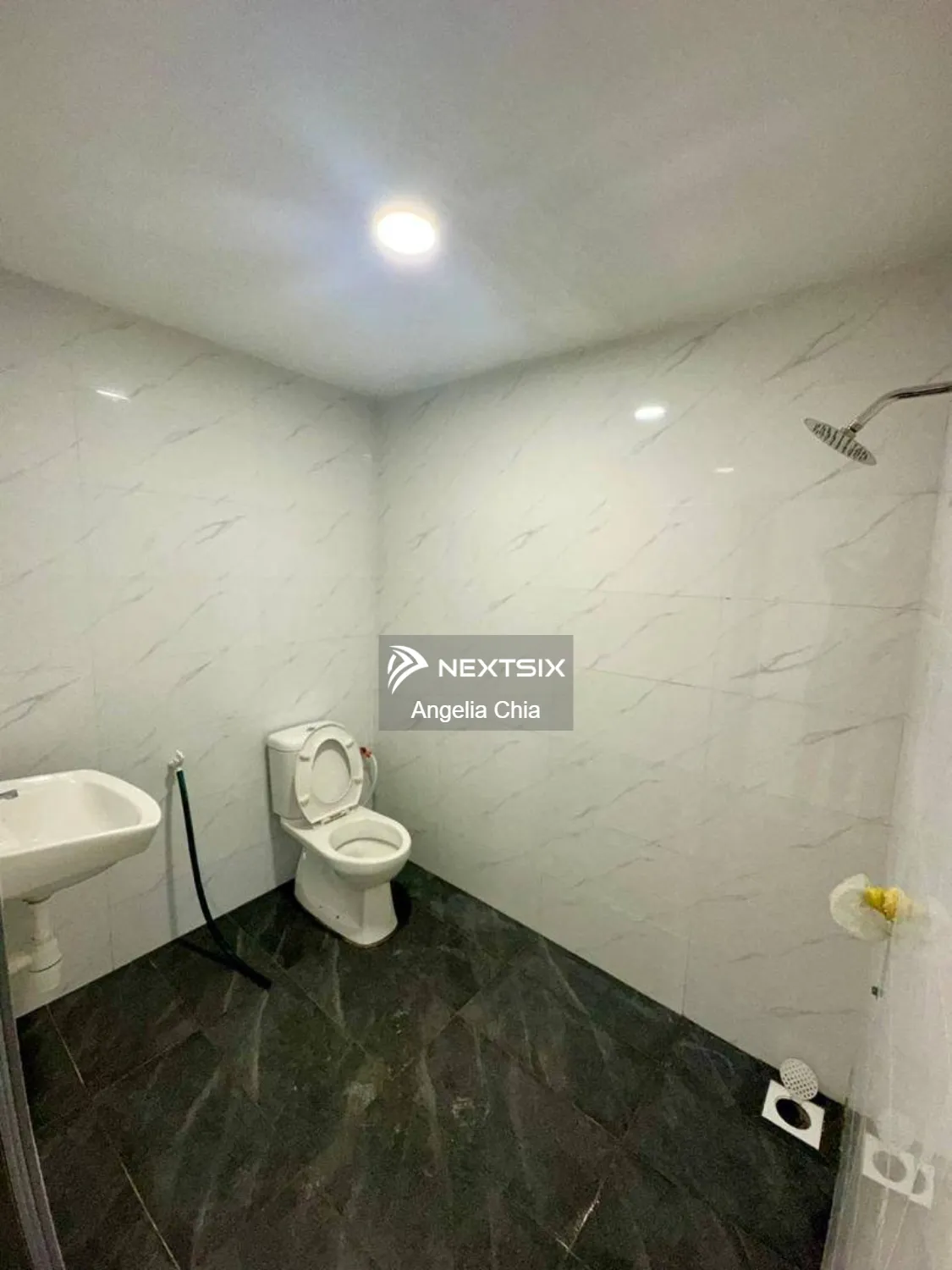 1-sty Terrace/Link House For Sale in Ulu Tiram Johor - Image 9