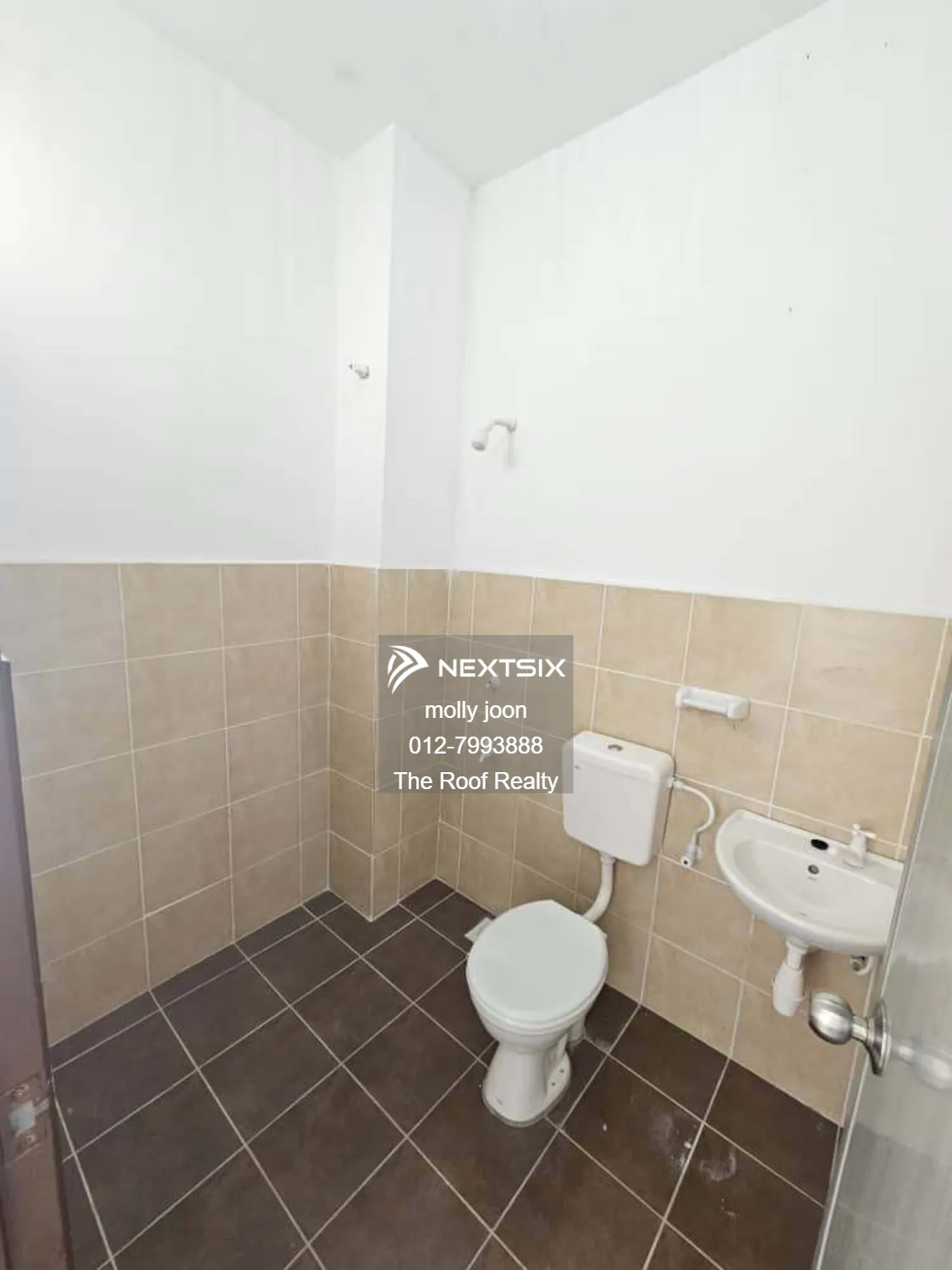 Townhouse For Rent in Senai Johor - Image 6