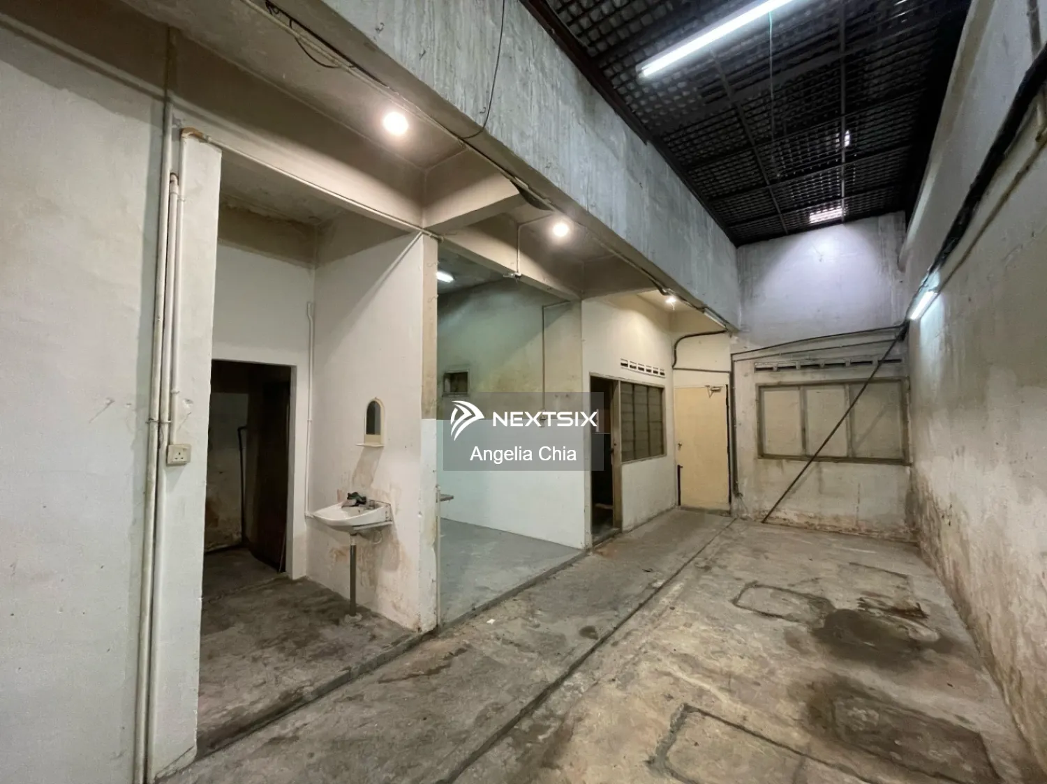 Shop For Rent in Skudai Johor - Image 8