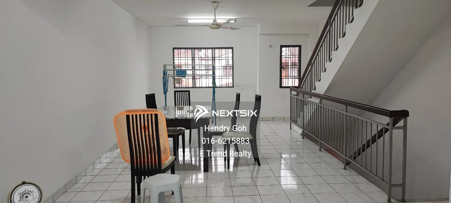 3-sty Terrace/Link House For Sale in Selayang Selangor