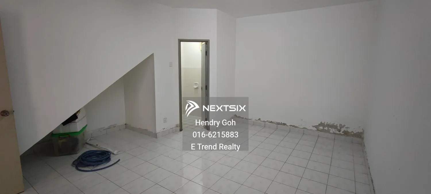 3-sty Terrace/Link House For Sale in Selayang Selangor - Image 13