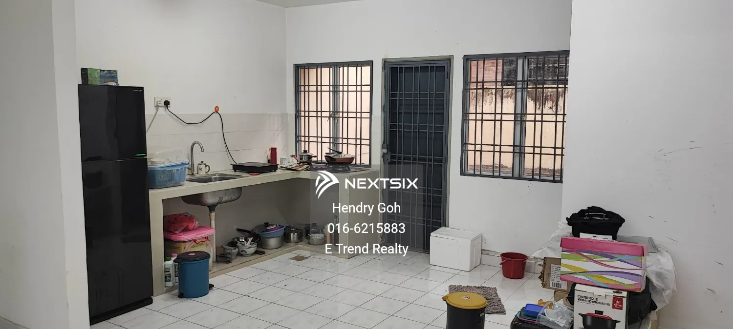 3-sty Terrace/Link House For Sale in Selayang Selangor - Image 5