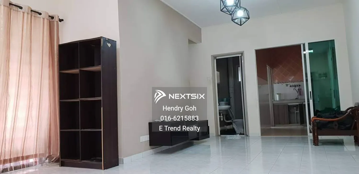 Condominium For Sale in Damansara Damai Selangor