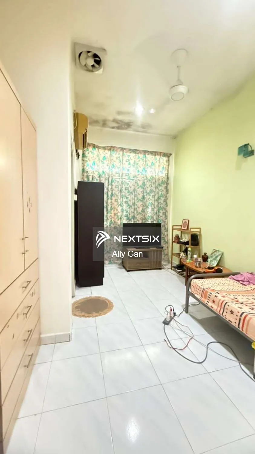 2-sty Terrace/Link House For Sale in Johor Bahru Johor - Image 5