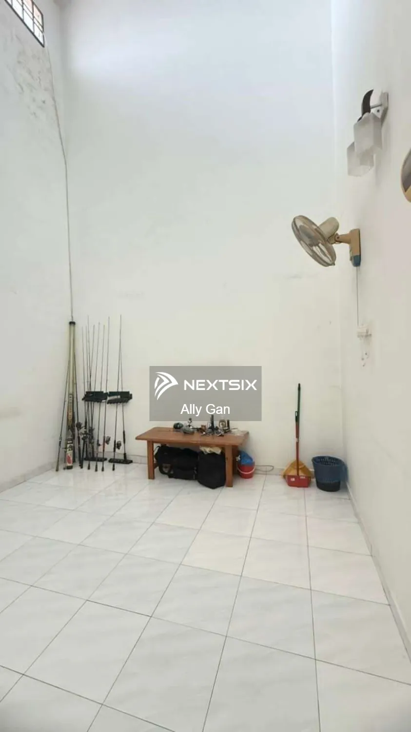 2-sty Terrace/Link House For Sale in Johor Bahru Johor - Image 6