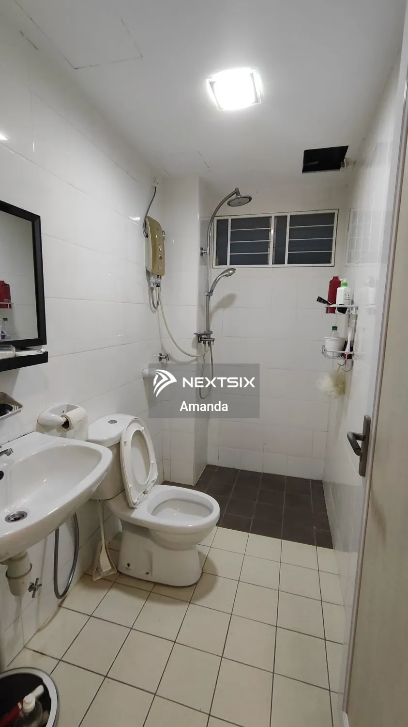 Apartment For Sale in Setia Alam Selangor - Image 6