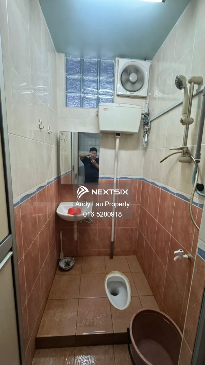 2-sty Terrace/Link House For Sale in Johor Bahru Johor - Image 9