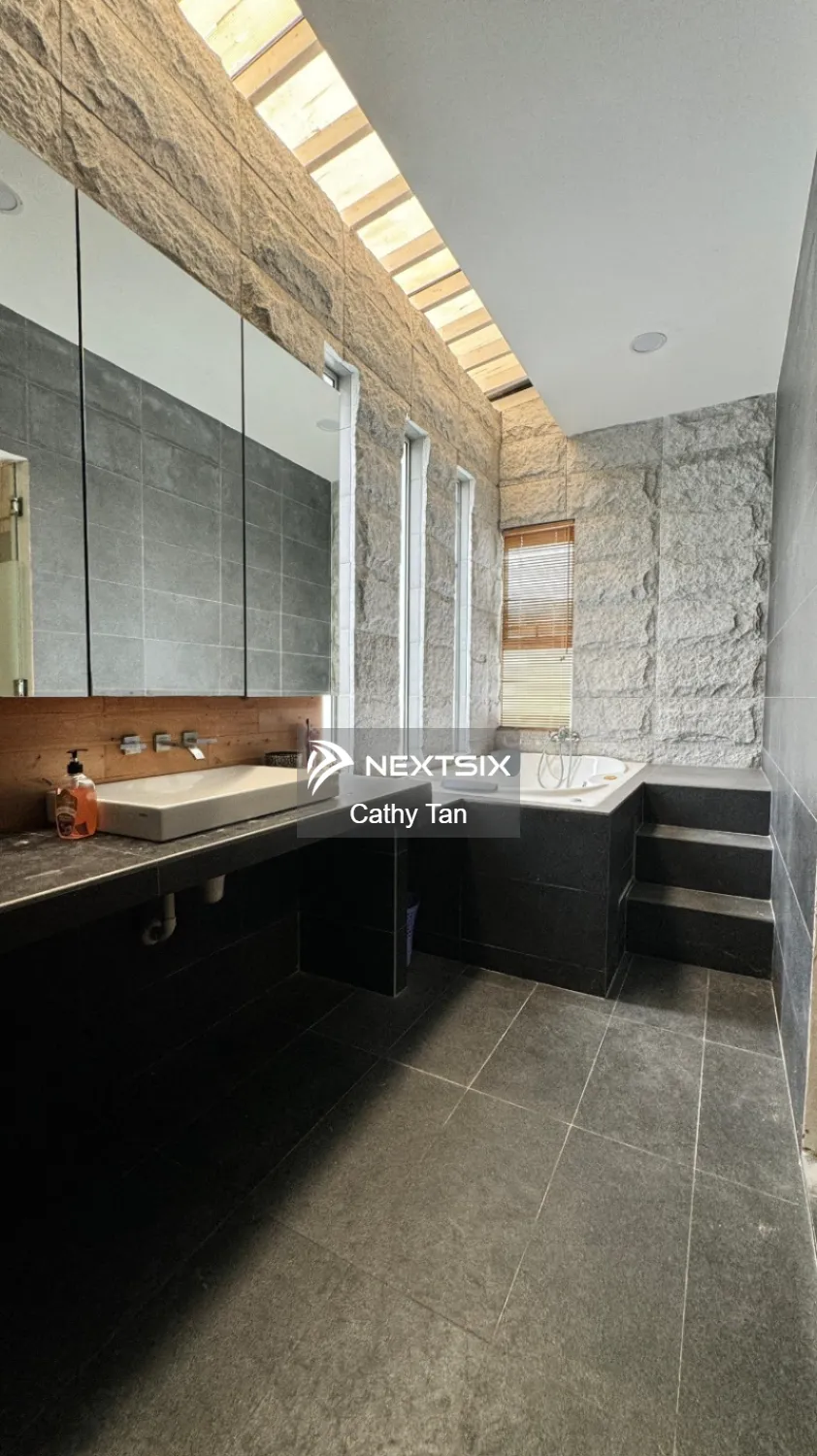 Semi-detached House For Sale in Skudai Johor - Image 16