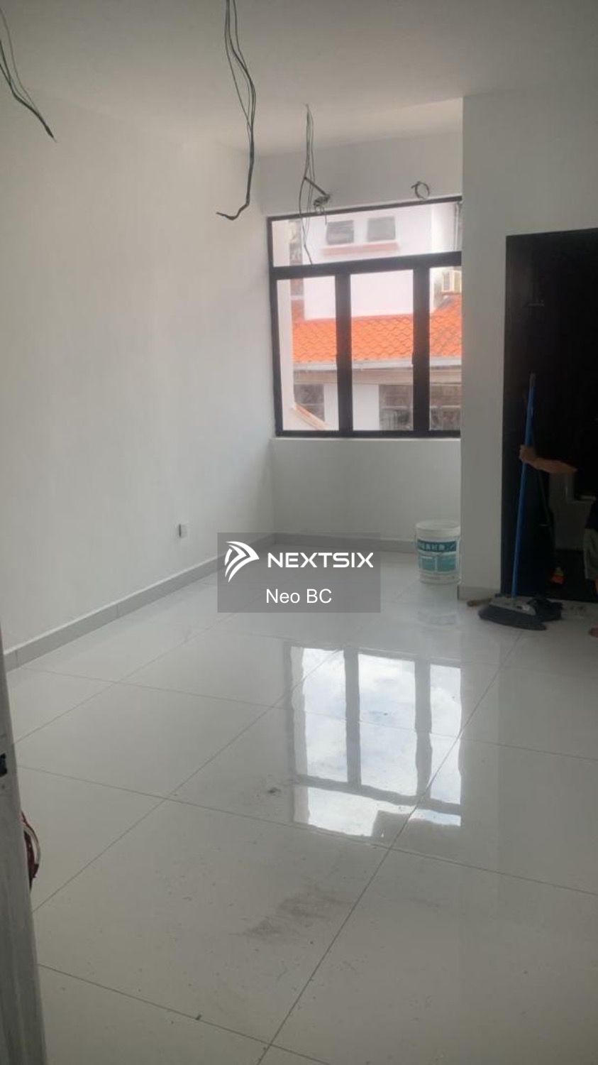 2-sty Terrace/Link House For Sale in Ulu Tiram Johor - Image 11