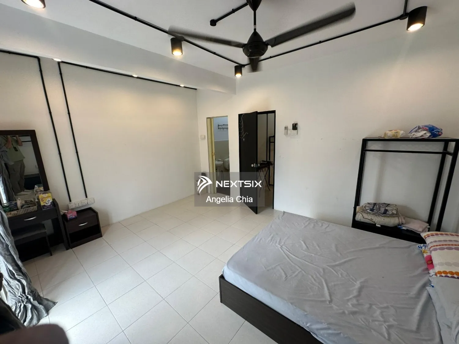 2.5-sty Terrace/Link House For Sale in Pasir Gudang Johor - Image 11