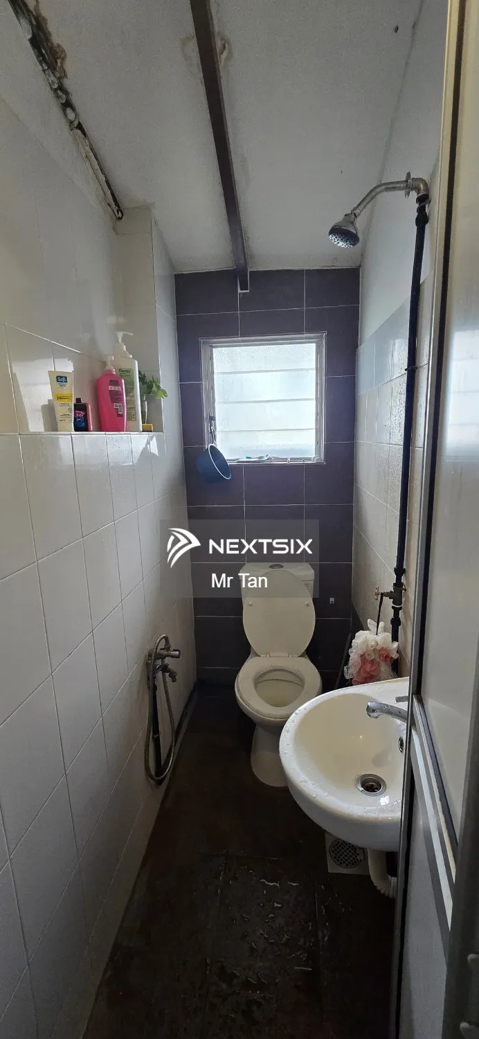 2-sty Terrace/Link House For Sale in USJ Selangor - Image 8