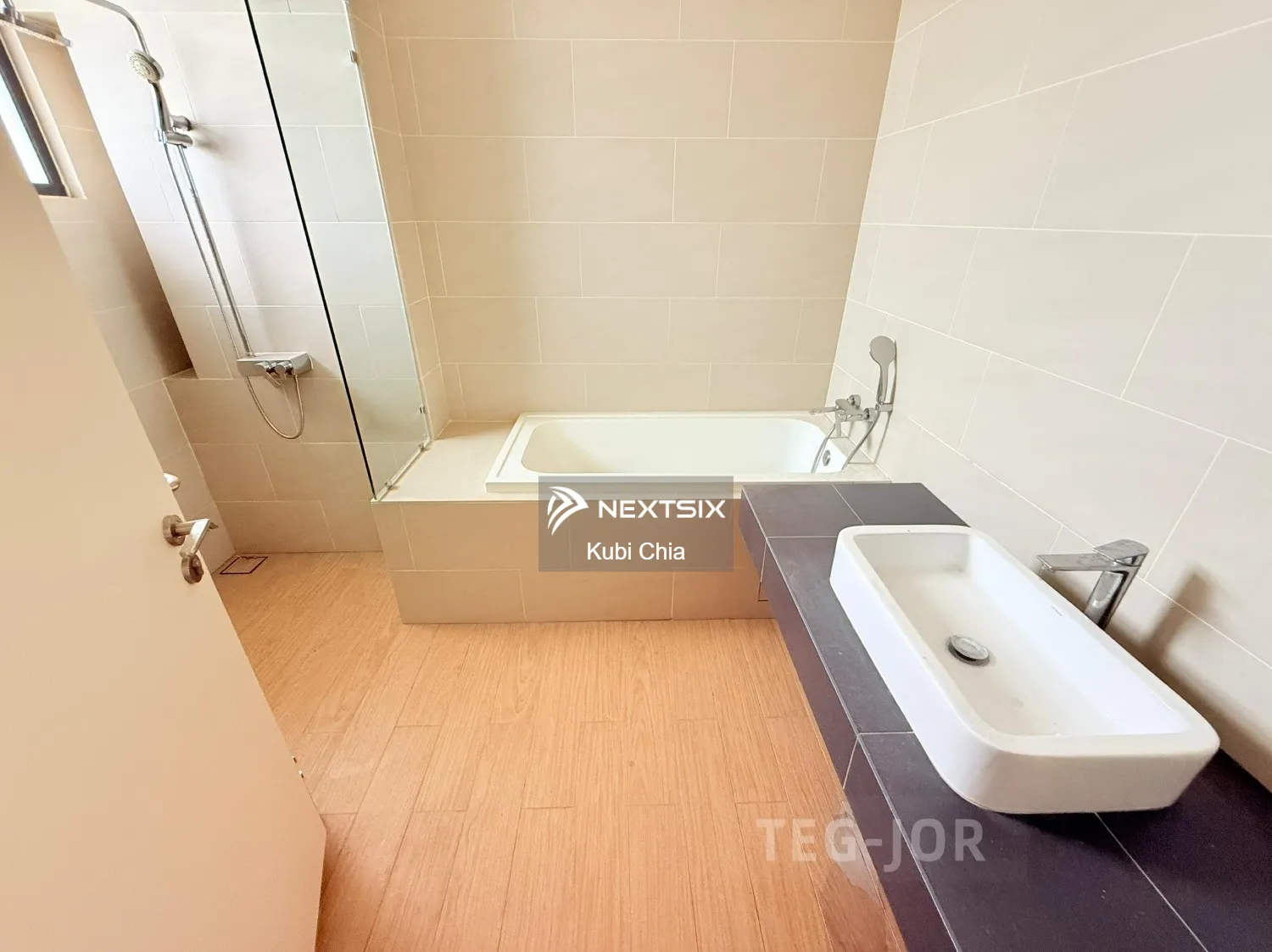 Semi-detached House For Sale in Setia Alam Selangor - Image 11