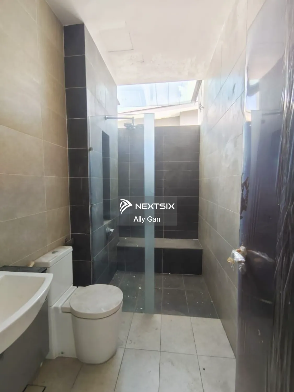 Bungalow For Sale in Johor Bahru Johor - Image 17