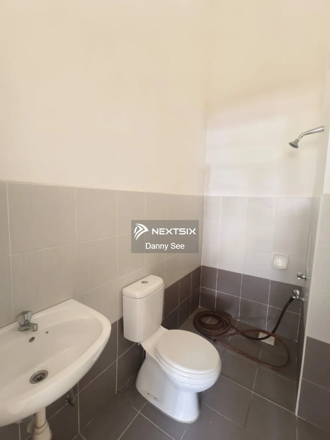 1-sty Terrace/Link House For Sale in Kulai Johor - Image 6