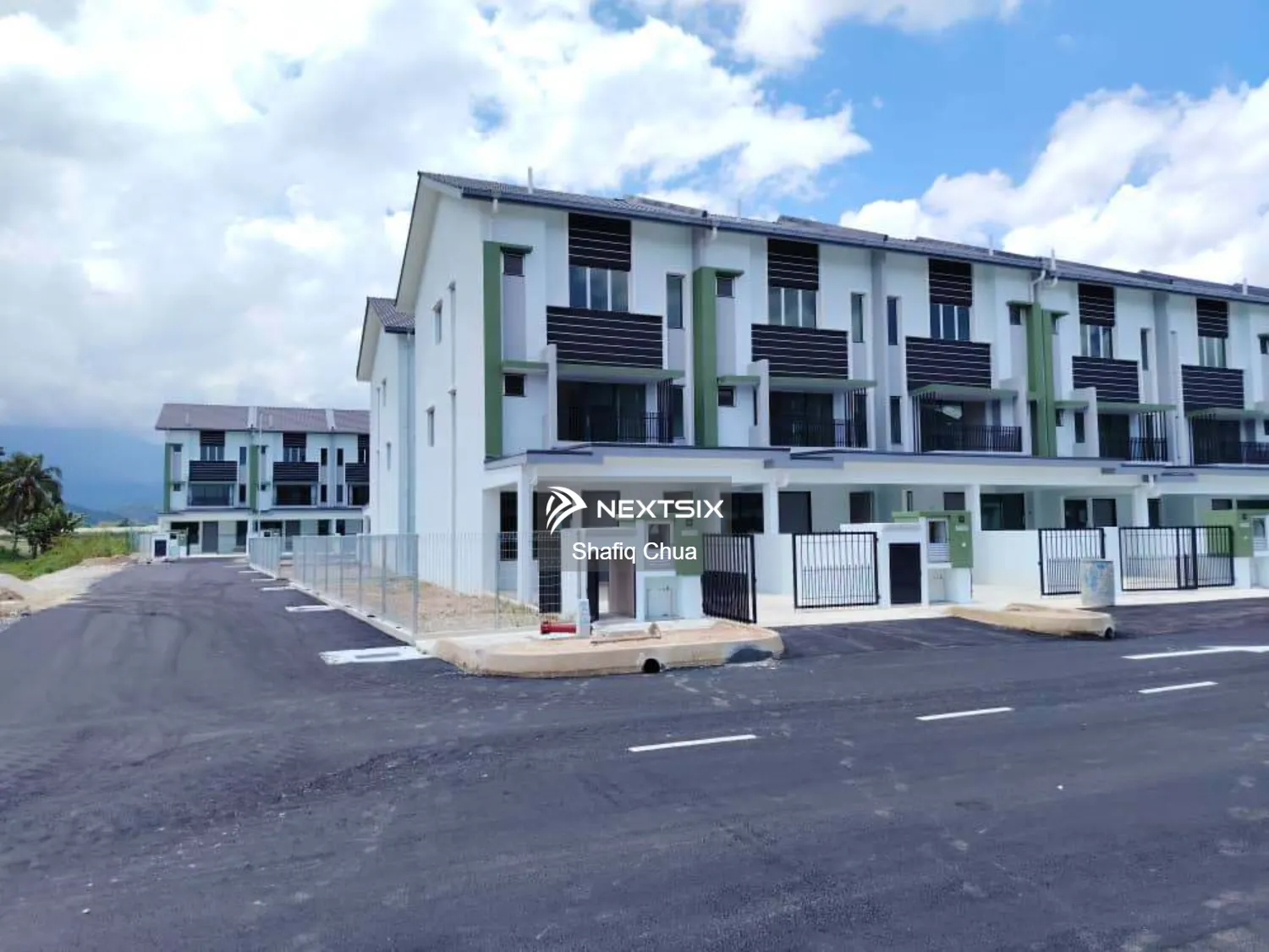 3-sty Terrace/Link House For Sale in Serendah Selangor - Image 3