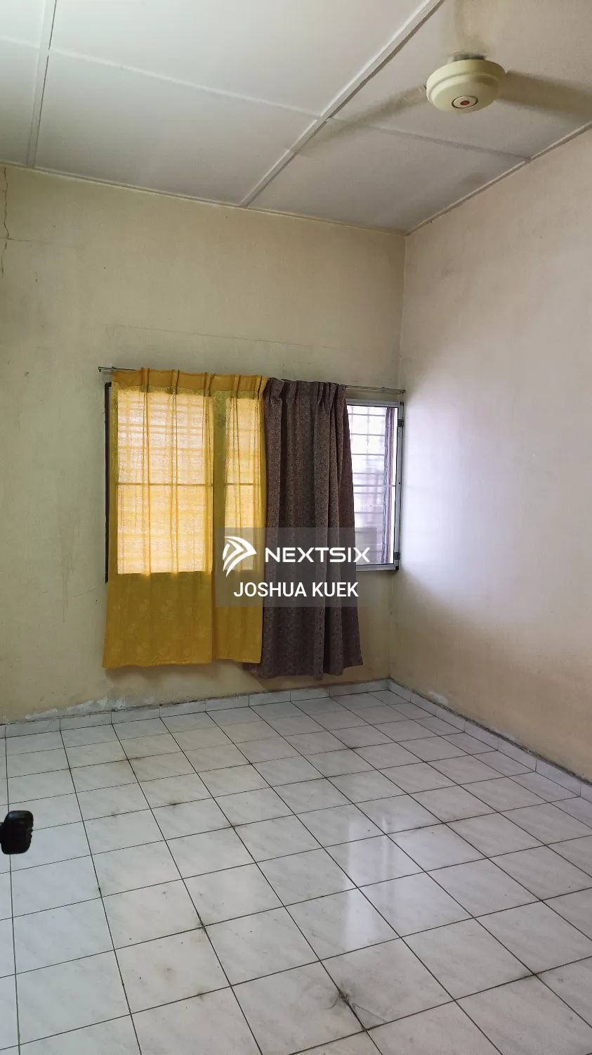 1-sty Terrace/Link House For Sale in Sitiawan Perak - Image 6