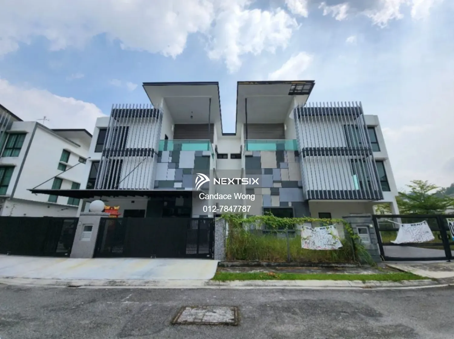 Semi-detached House For Sale in Kajang Selangor