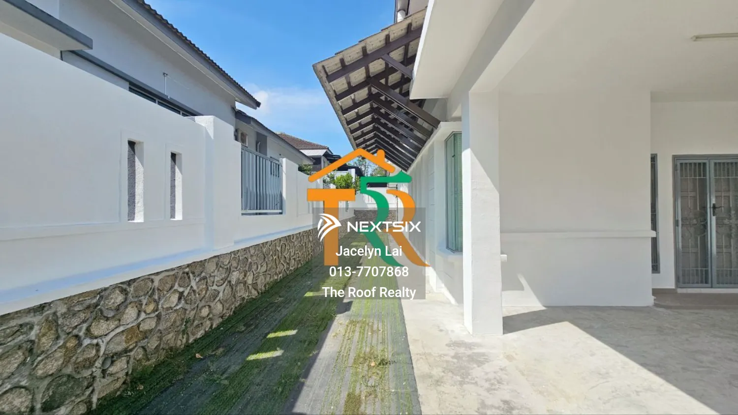 Semi-detached House For Sale in Batu Pahat Johor - Image 3