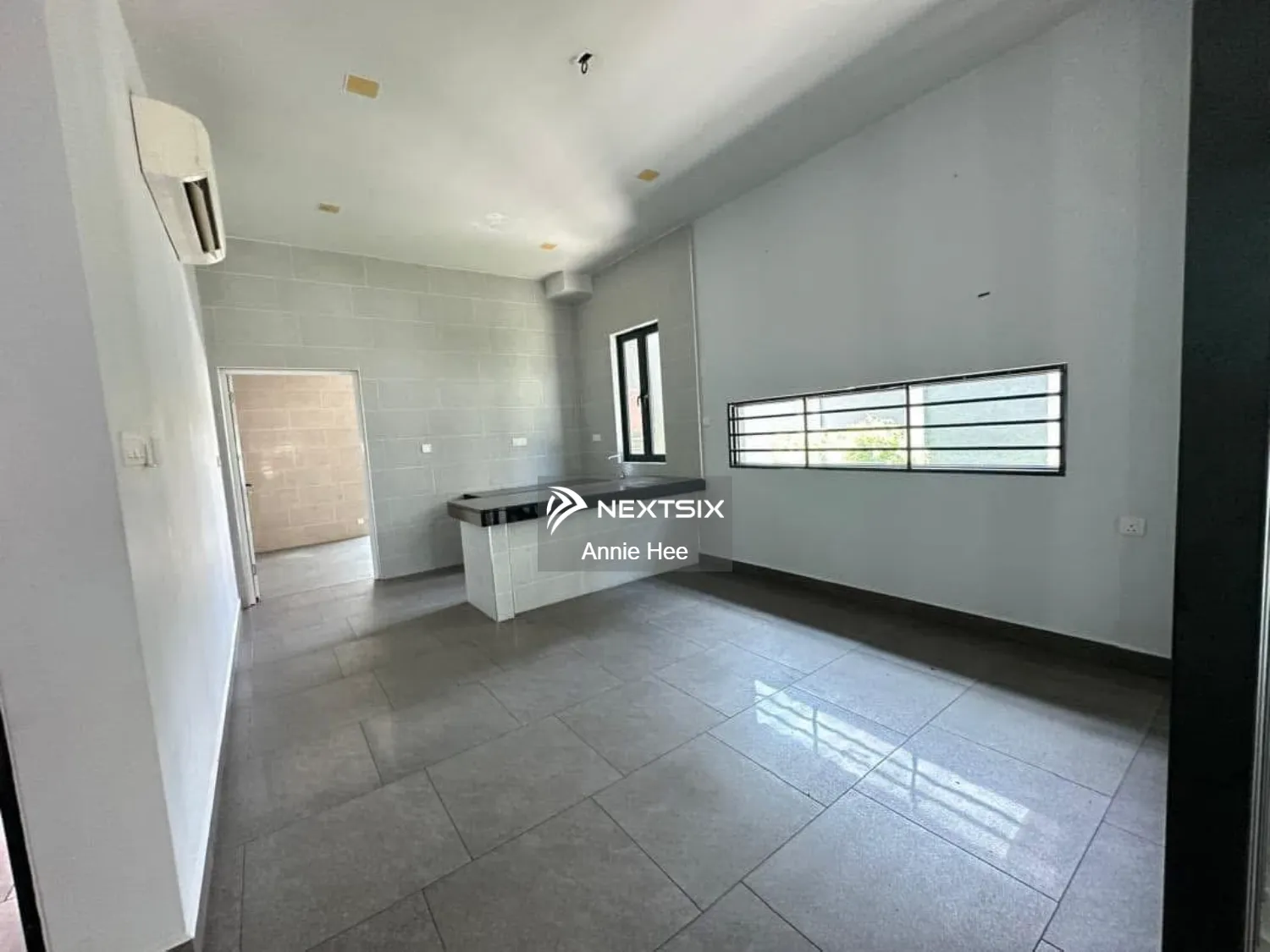 Semi-detached House For Sale in Likas Sabah - Image 5