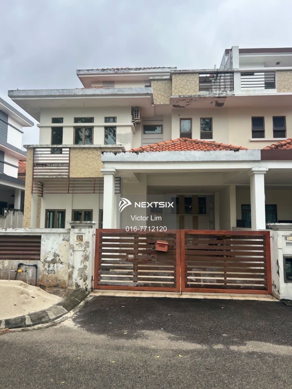Semi-detached House For Sale in Johor Bahru Johor