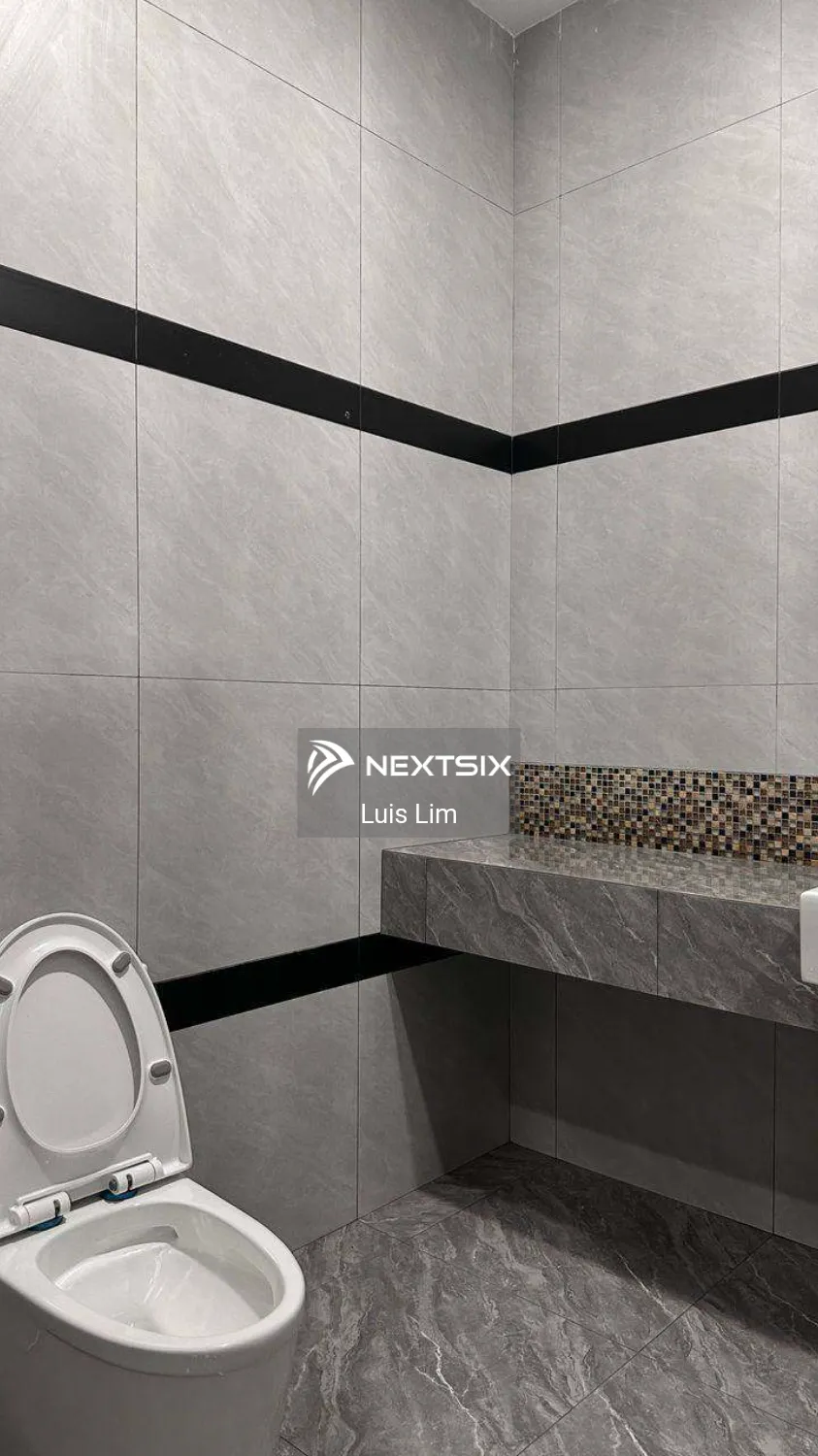 Semi-detached House For Sale in Permas Jaya Johor - Image 11