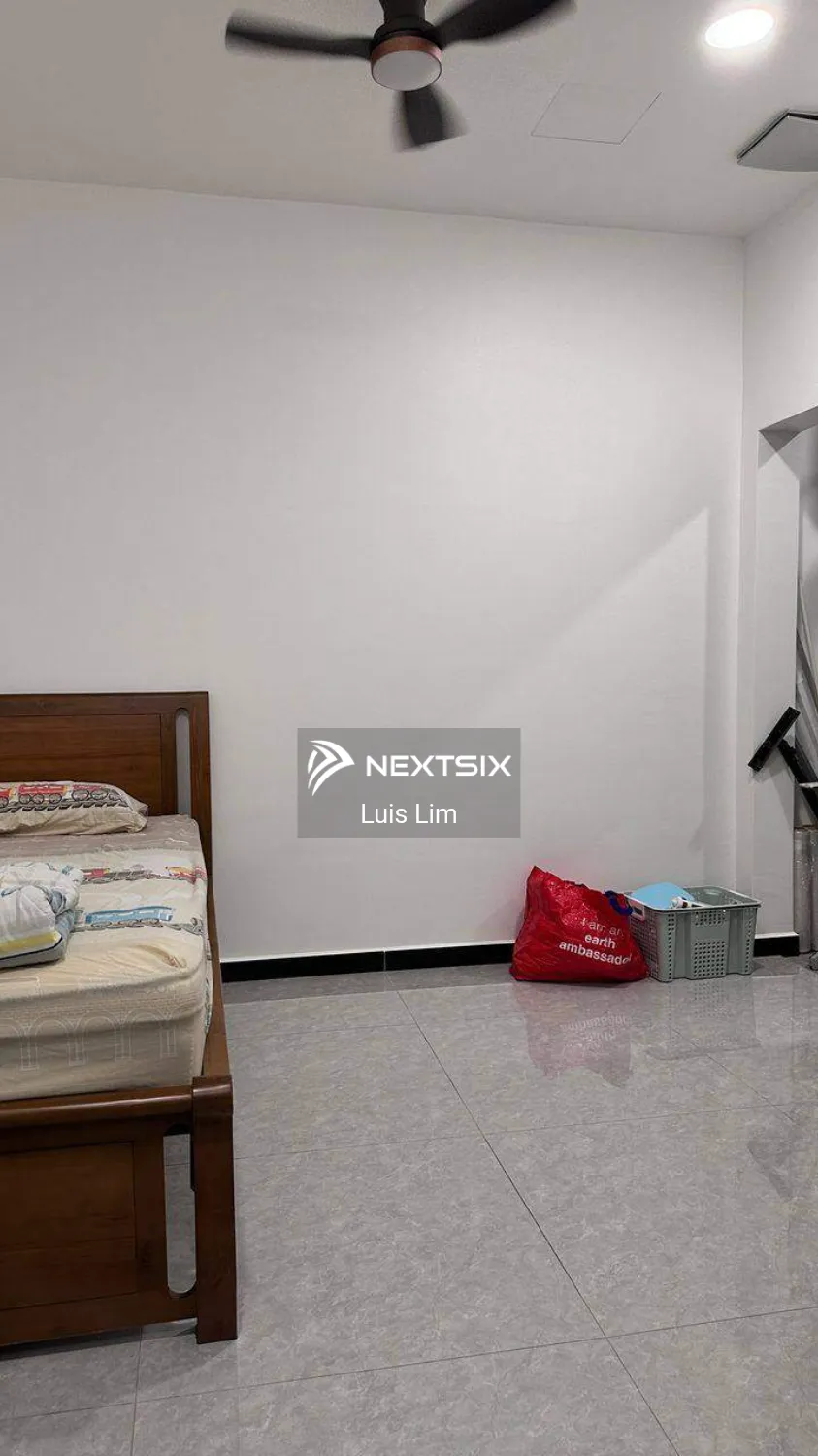 Semi-detached House For Sale in Permas Jaya Johor - Image 15