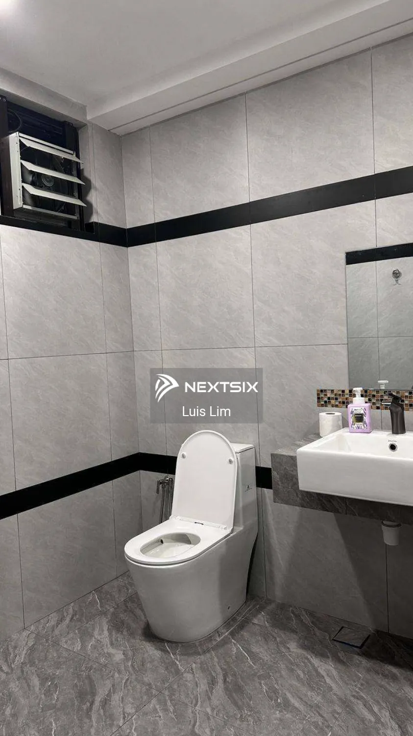 Semi-detached House For Sale in Permas Jaya Johor - Image 5