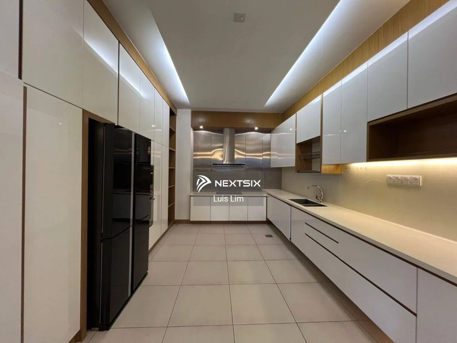 Semi-detached House For Sale in Permas Jaya Johor - Image 9