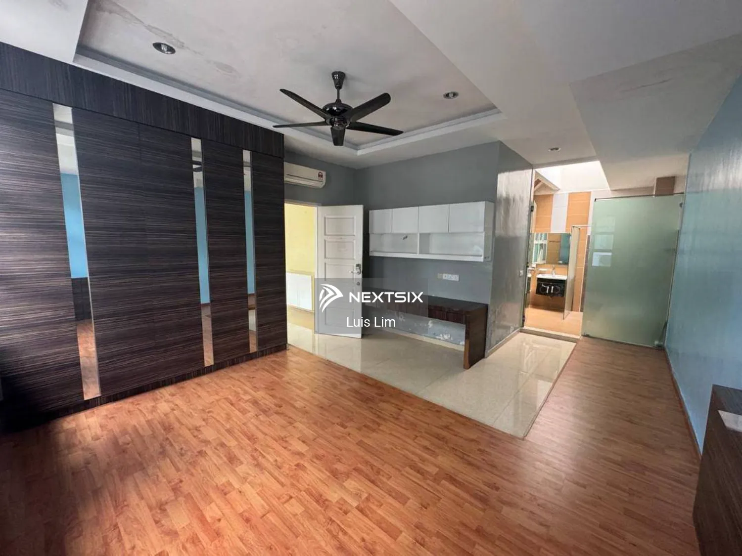 Semi-detached House For Sale in Ayer Baloi Johor - Image 6
