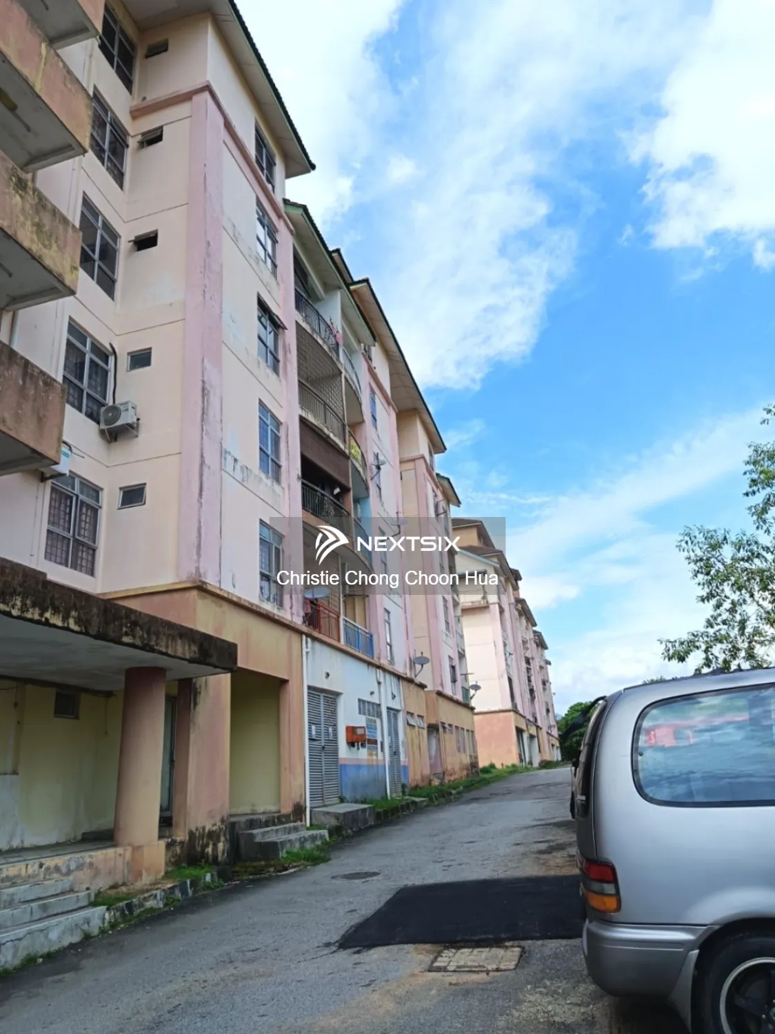 Apartment For Sale in Nilai Negeri Sembilan