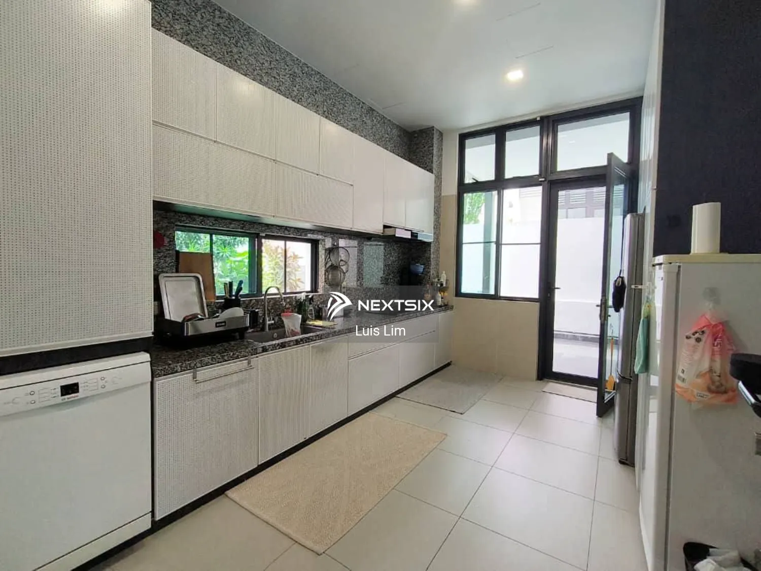 Bungalow For Sale in Permas Jaya Johor - Image 16