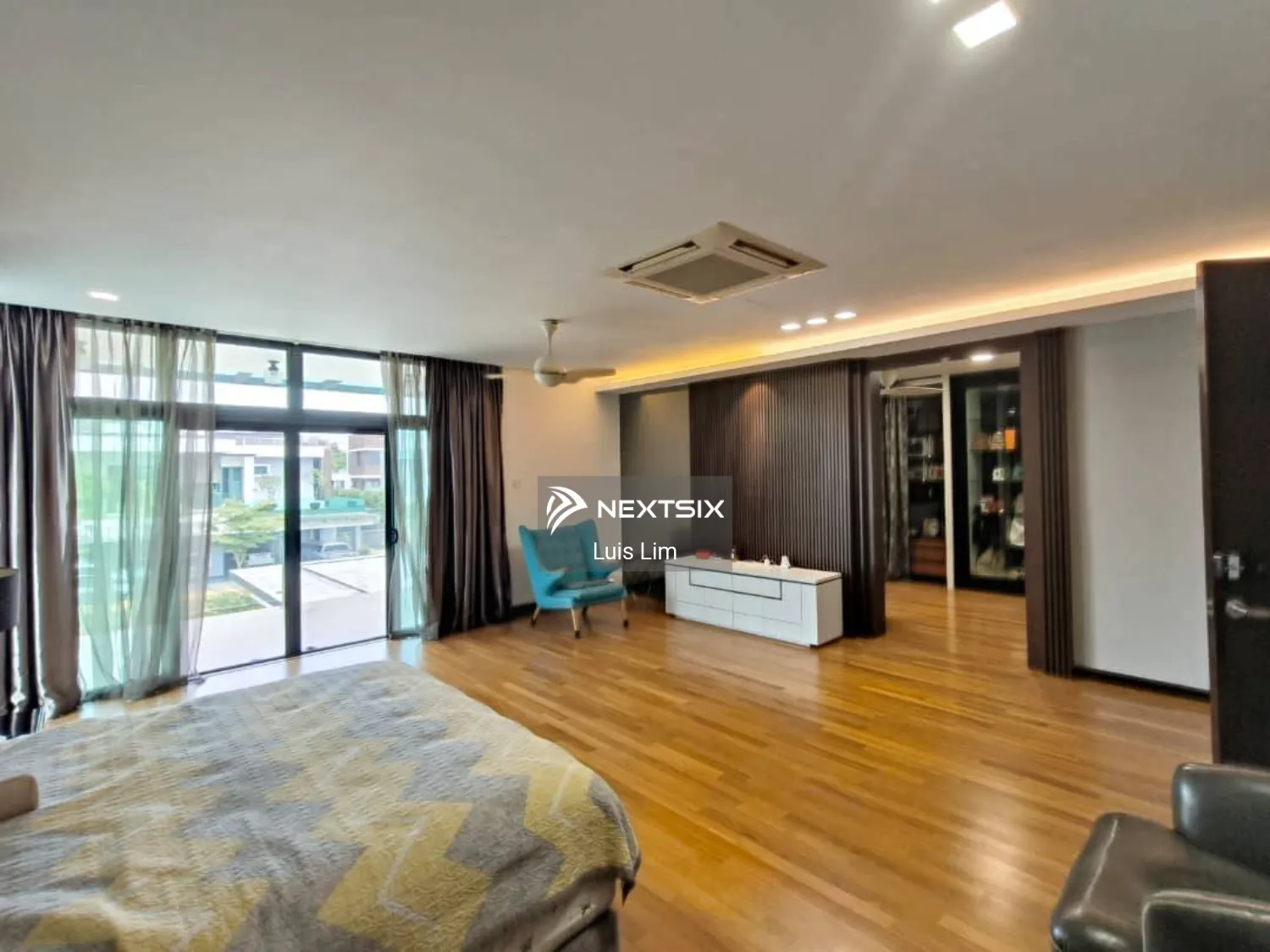 Bungalow For Sale in Permas Jaya Johor - Image 6
