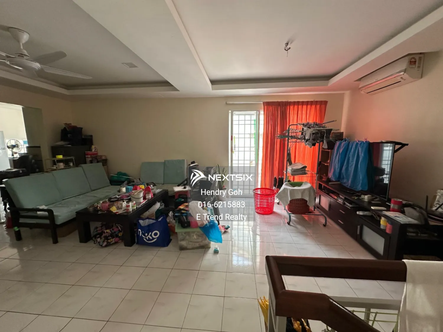 3-sty Terrace/Link House For Sale in Selayang Selangor - Image 2