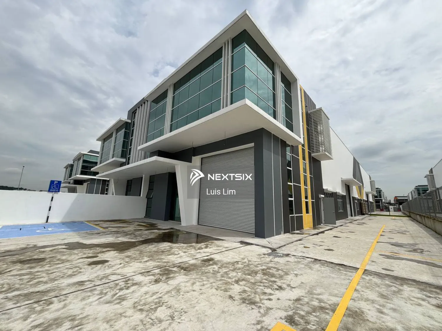 Factory For Sale in Ulu Tiram Johor