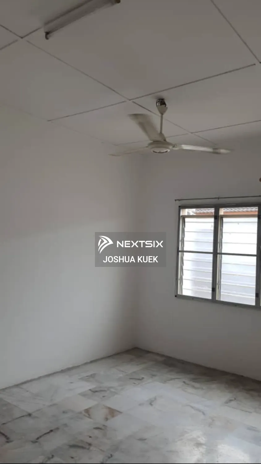 2-sty Terrace/Link House For Sale in Sitiawan Perak - Image 6