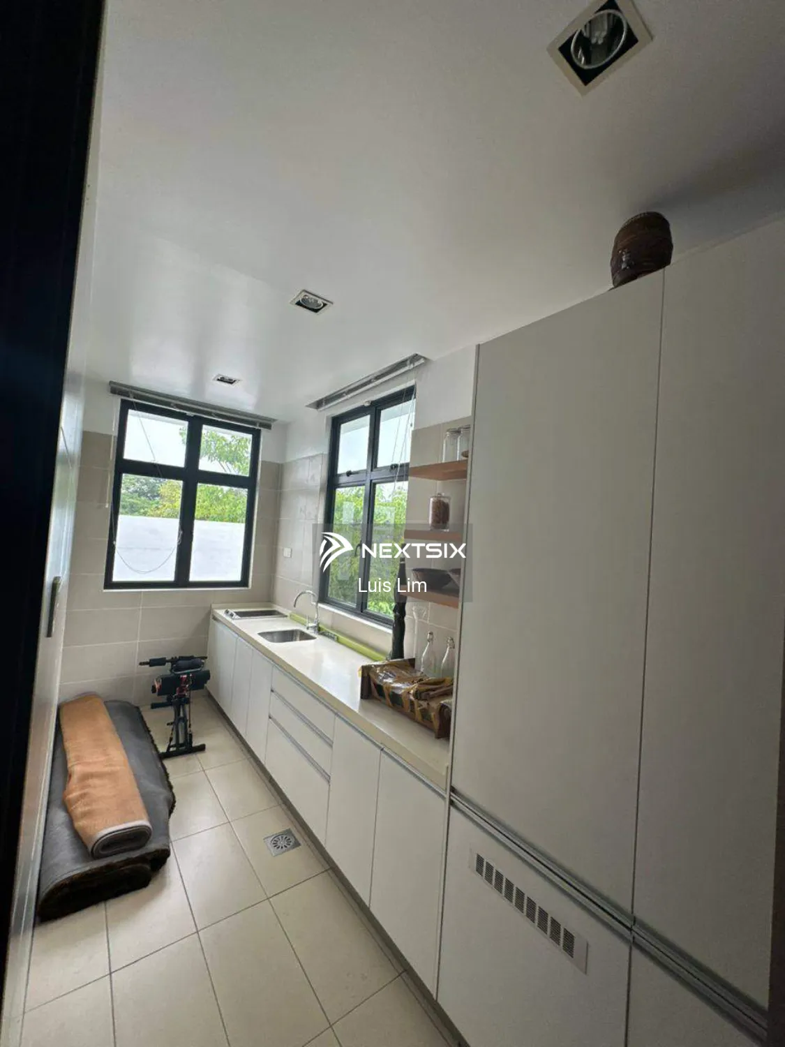 Semi-detached House For Sale in Permas Jaya Johor - Image 10