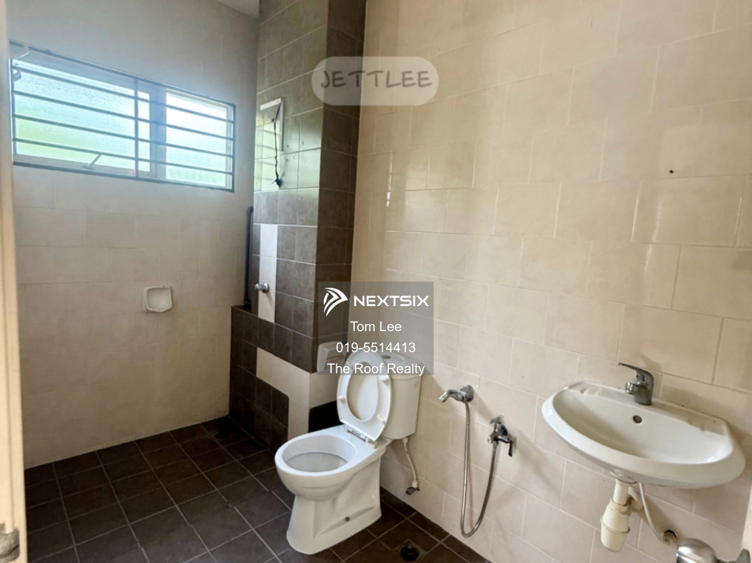 Bungalow For Sale in Bandar Botanic Selangor - Image 9
